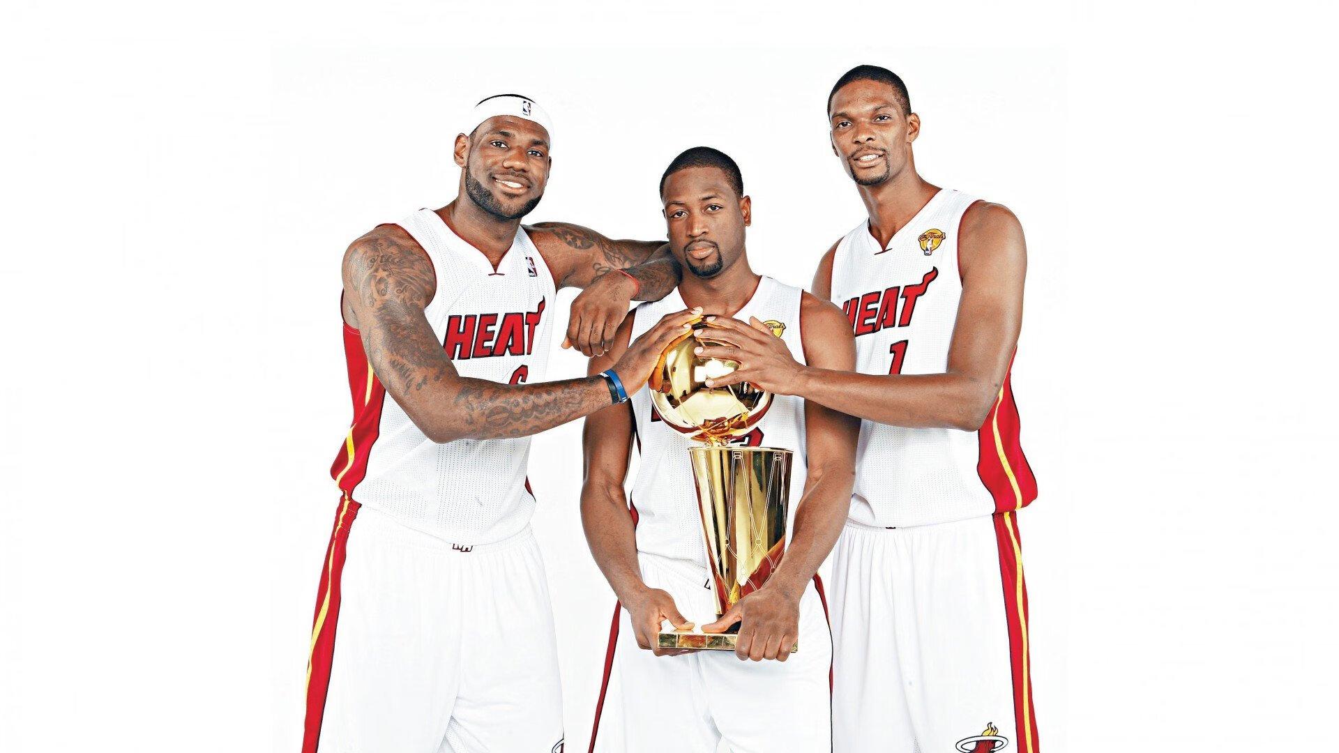 世界杯：英格兰球迷自编“点球缓解歌” 用自嘲方式面对十二码阴影